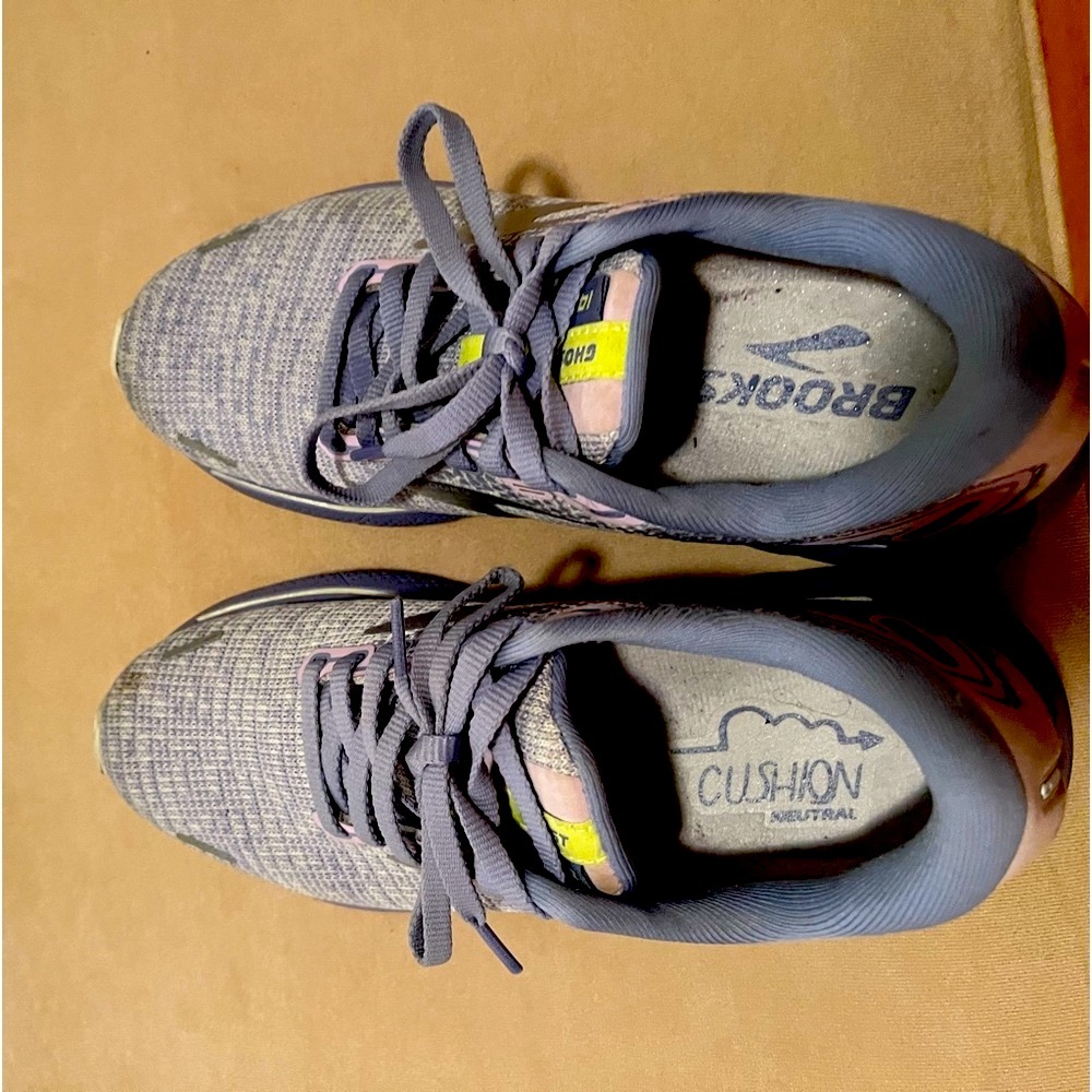 Brooks Ghost 14 women’s size 6 in lavender